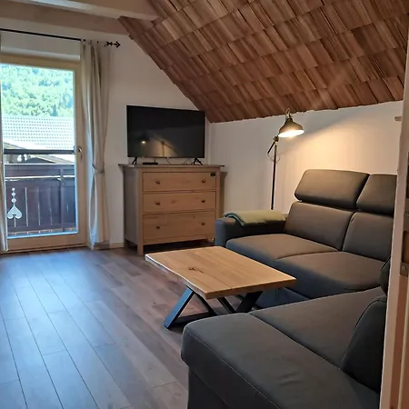 Apartma Hkavc Markez 보히니