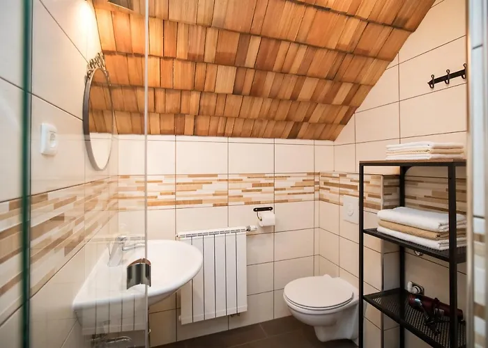 Apartma Hkavc Markez *