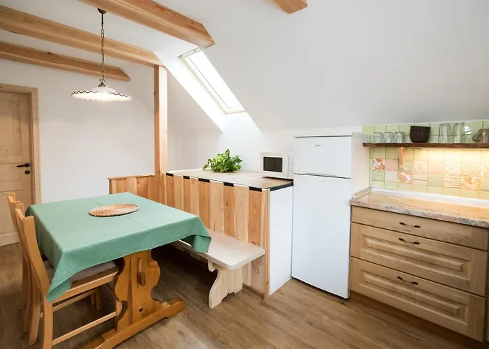 Apartma Hkavc Markez *